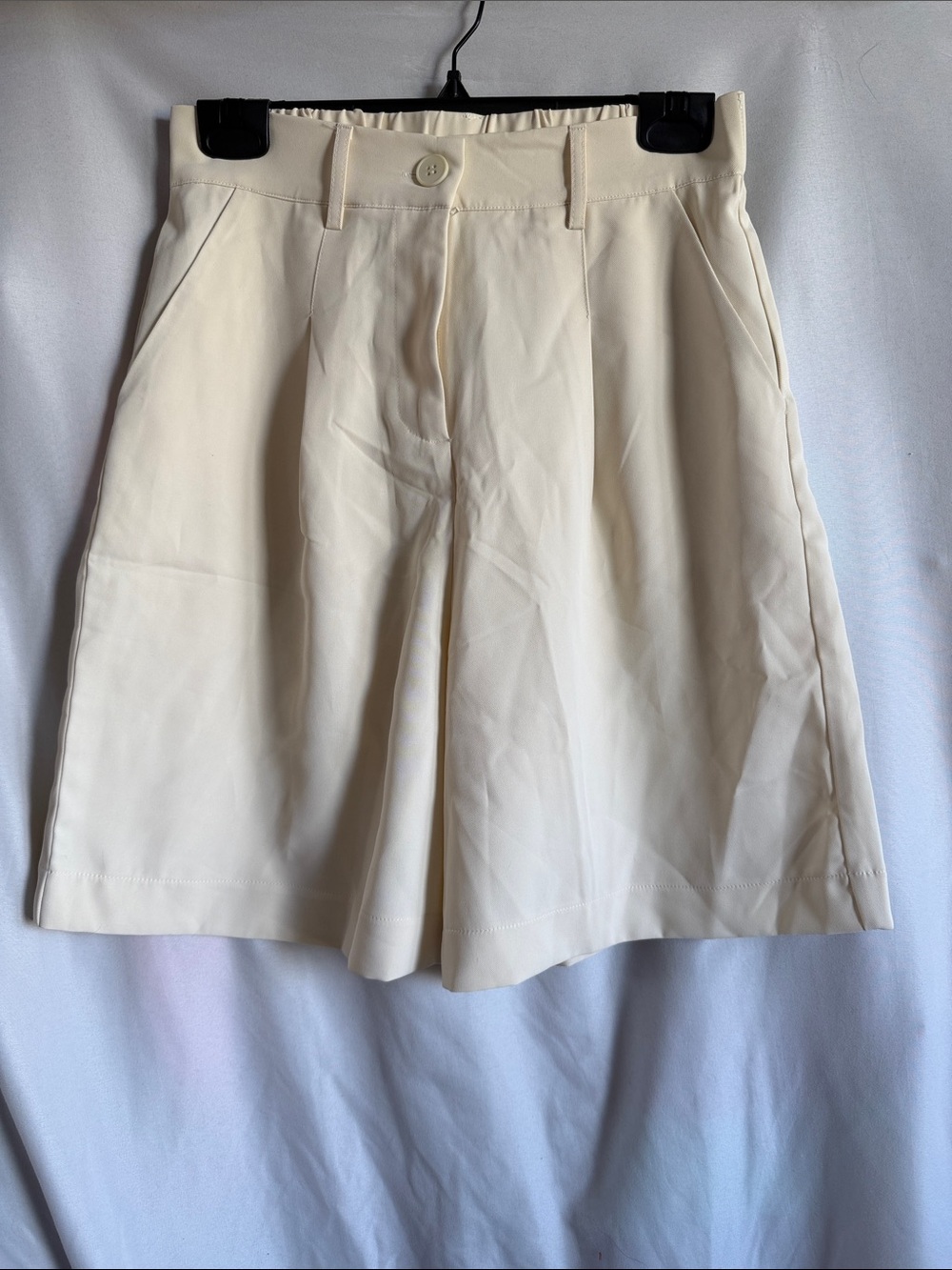 Women's Cream Tailored Bermuda Shorts